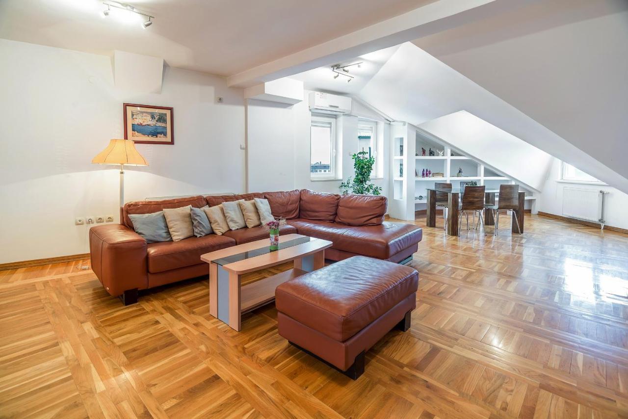 סובוטיקה Penthouse In City Center מראה חיצוני תמונה